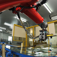 【福建日报】亿万28玻璃：以“智造”赢天下